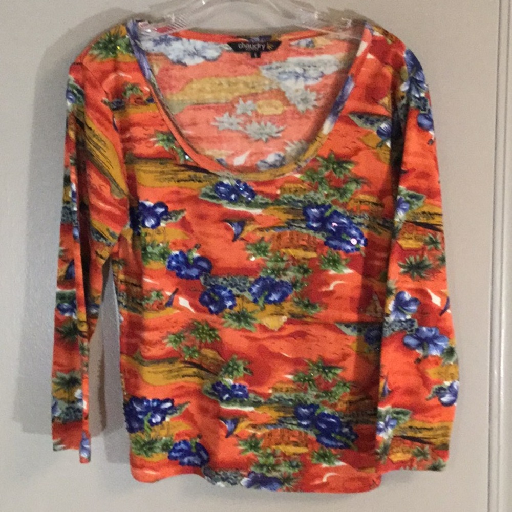 Designer’s Lady’s top with sequins large LIKE NEW